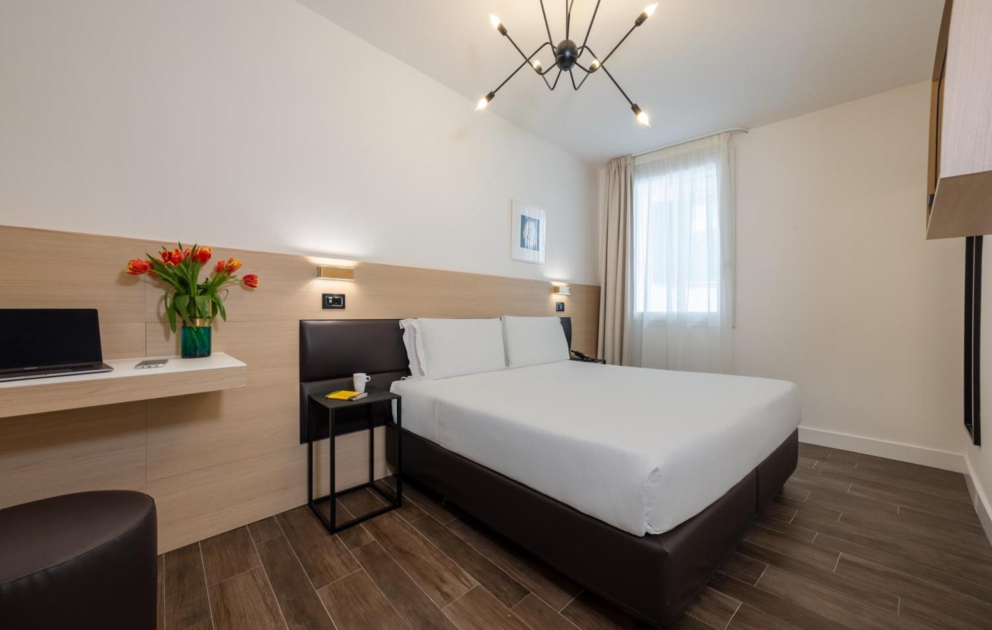 Globus Urban Hotel Florence Exterior photo