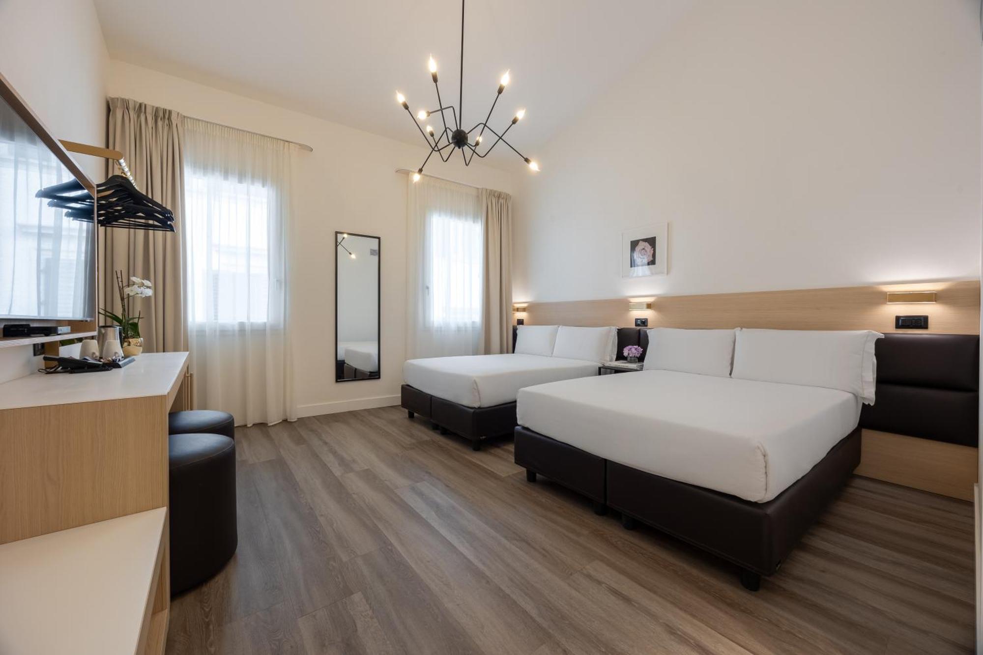 Globus Urban Hotel Florence Exterior photo