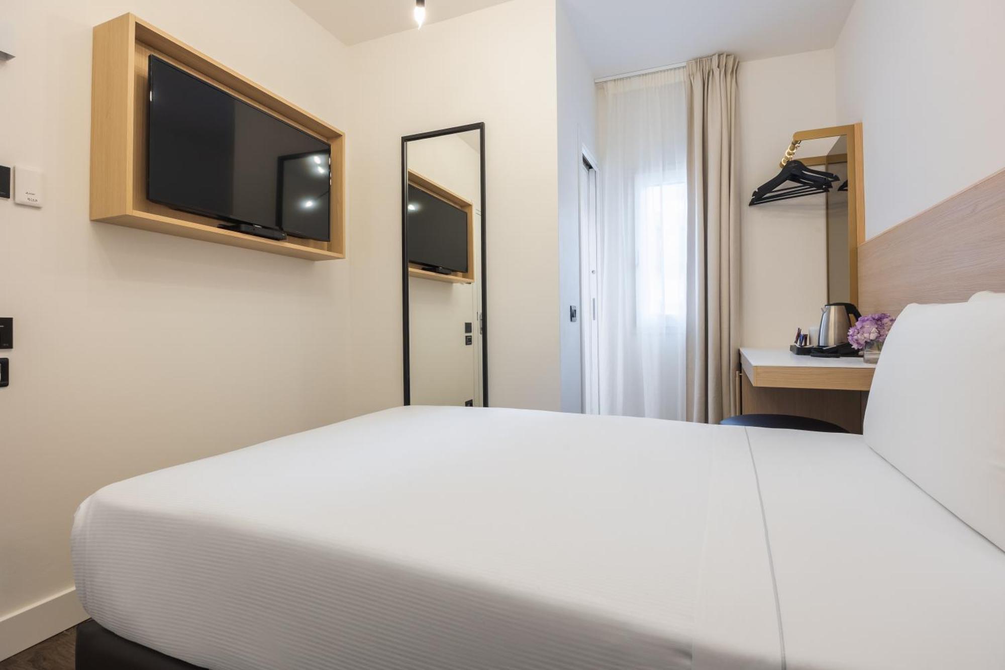 Globus Urban Hotel Florence Exterior photo